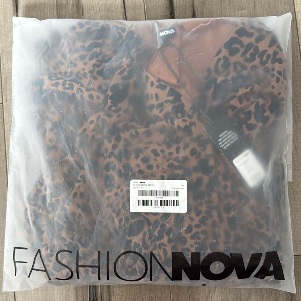 Fashion Nova Jumpsuit - Picture 4 of 5